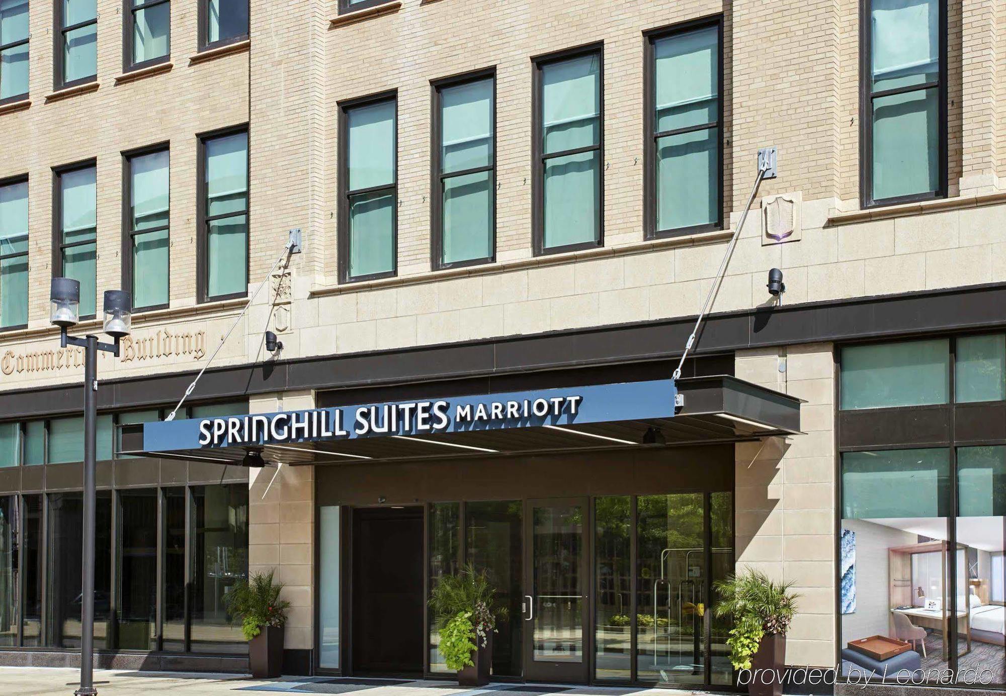 Springhill By Marriott Downtown 3*