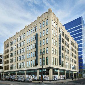 Hotel Springhill By Marriott Downtown Milwaukee