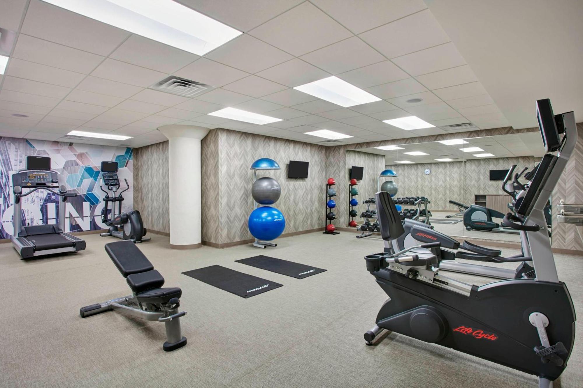 Springhill By Marriott Downtown Hotel 3*